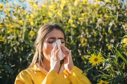 Zdjęcie artykułu - Alergia wziewna - objawy i leczenie, najczęstsze alergeny, alergia krzyżowa. Jak złagodzić objawy alergii wziewnej u dzieci?