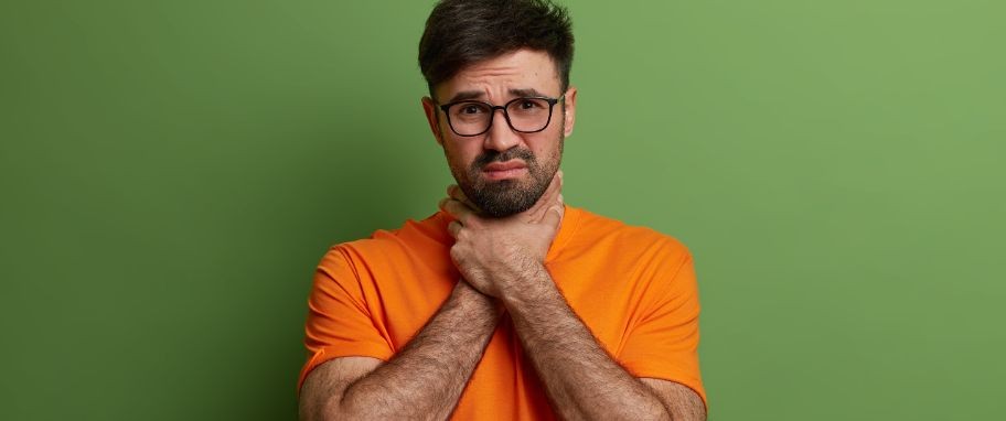 Arykuł banner - Jakie leki stosować na anginę? Ranking preparat&oacute;w wpomagających leczenie anginy