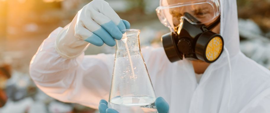 Arykuł banner - Wieczne chemikalia (PFAS) w opakowaniach, glebie i wodzie pitnej - czym są i jak wpływają na ludzkie zdrowie?