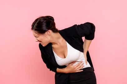 Zdjęcie artykułu - B&oacute;l pod lewym żebrem - co może oznaczać? Przyczyny i diagnostyka b&oacute;lu w lewym boku