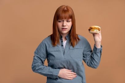 Zdjęcie artykułu - Dieta na wzdęcia &ndash; jak powinna wyglądać w praktyce? Co jeść przy wzdęciach, a czego unikać, by zapobiegać problemom trawiennymi?