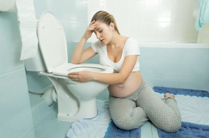 Zdjęcie artykułu - Niepowściągliwe wymioty ciężarnych &ndash; przyczyny hyperemesis gravidarum (HG). Kiedy nudności i wymioty w ciąży stanowią zagrożenie dla matki i dziecka?
