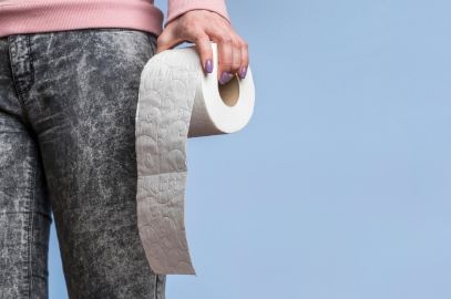 Zdjęcie artykułu - Zaparcia czynnościowe (zaburzenia czynnościowe przewodu pokarmowego) &ndash; czym są i jakie są ich przyczyny? Metody leczenia zaparć czynnościowych (zachowawcze i farmakologiczne) oraz zasady profilaktyki
