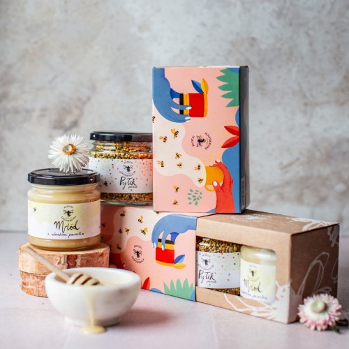 Zdjęcie produktu - 0 PASIEKI RODZINY SADOWSKICH Dwupak &ldquo;Na zdrowie!&rdquo; Pyłek pszczeli, 140g + Mi&oacute;d z mleczkiem pszczelim, 240g