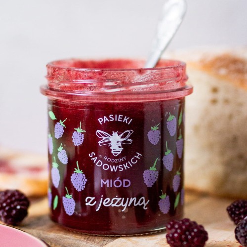 Zdjęcie produktu - 1 PASIEKI RODZINY SADOWSKICH Mi&oacute;d z jeżyną, 430 g