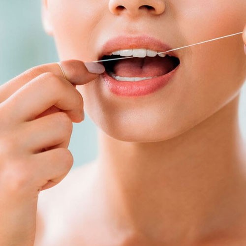 Zdjęcie produktu - 2 Sunstar GUM Easy Floss Nić dentystyczna, 30 m