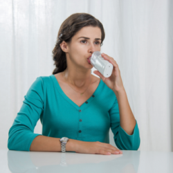 Zdjęcie produktu - #1 OMRON MicroAir U100 NE-U100-E Nebulizator ultradźwiękowy