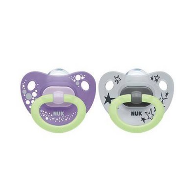 Miniaturka artykułu - NUK Happy Nights Silikonowy smoczek (18-36m) fioletowy/szary, 2szt.