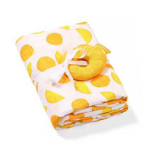 Miniaturka artykułu - BABYONO 536/03 Otulacz z muślinu bambusowego + grzechotka