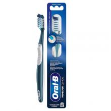 Zdjęcie produktu - Oral-B Pro-Expert Clinical Szczoteczka do zęb&oacute;w średnia, 1 szt.