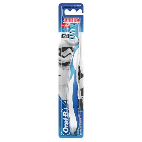 Miniaturka artykułu - ORAL-B Manualna szczoteczka do zęb&oacute;w Junior 6+ z postaciami z filmu "Star Wars", 1szt.