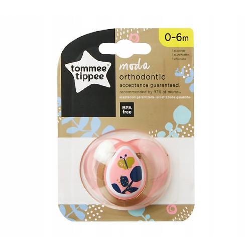 Miniaturka artykułu - Tommee Tippee Smoczek uspokajający MODA 0-6m GIRL, 1szt